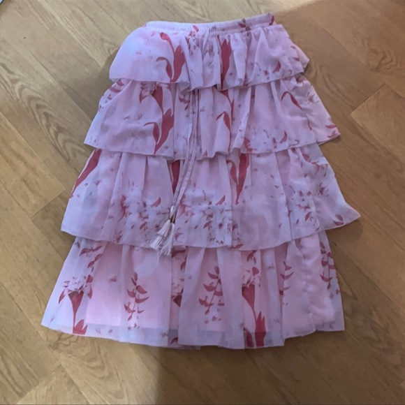 Ruffle skirt - Picture 3 of 9